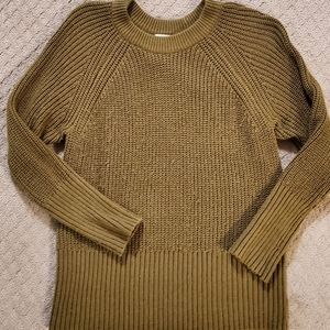 Universal Thread Sweater, green